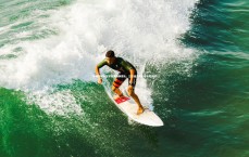 九游体育：崔康熙搏命战术笑傲饭碗德比，三胜徐正源彰显执教韧劲